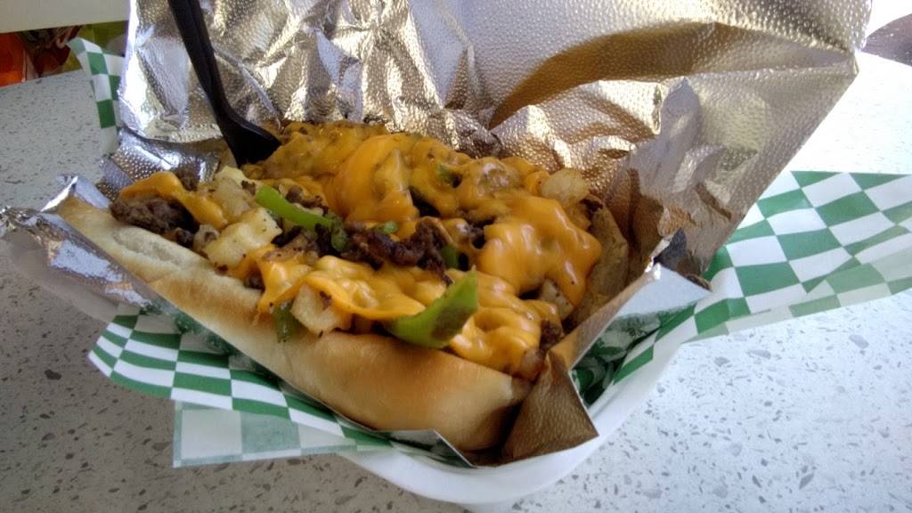 Green Apple Market | restaurant | 103 N Court St, Visalia, CA 93291, USA | 5593727502 OR +1 559-372-7502