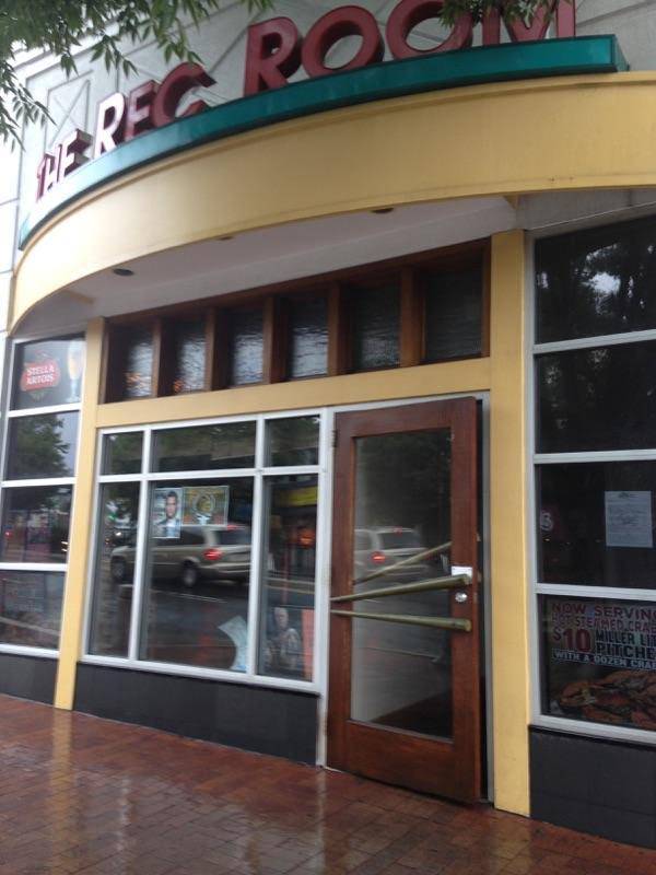 The Rec Room | restaurant | 514 York Rd, Towson, MD 21204, USA | 4103377178 OR +1 410-337-7178