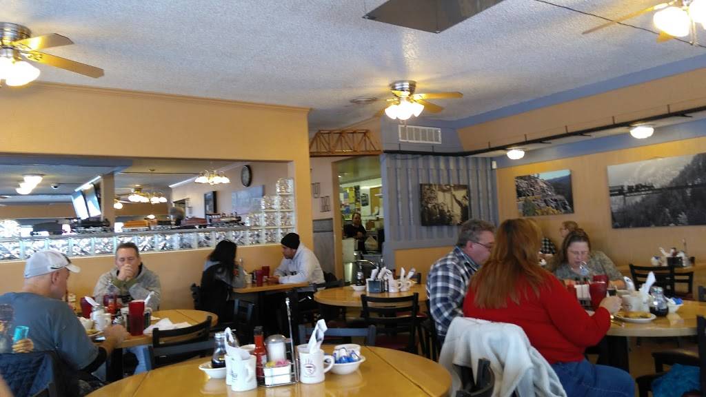 Breakfast Inn | restaurant | 6135 E Evans Ave, Denver, CO 80222, USA | 3037577491 OR +1 303-757-7491