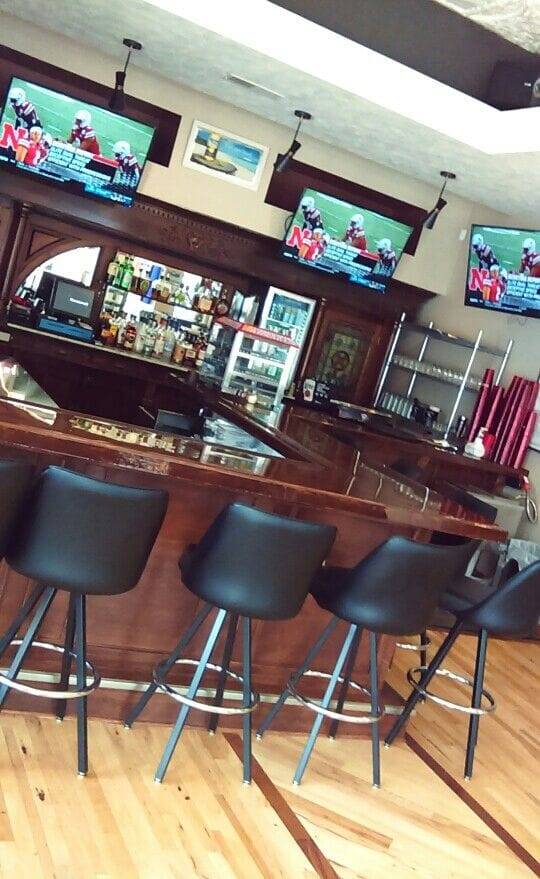 Ramos Pizza | restaurant | 2701 N 48th St, Lincoln, NE 68504, USA | 4024835050 OR +1 402-483-5050