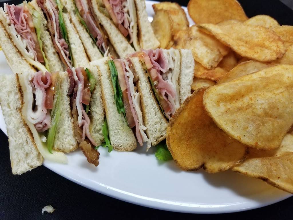 Gilberts Restaurant & Pub | restaurant | 1350 Willow St, Vincennes, IN 47591, USA | 8123160800 OR +1 812-316-0800