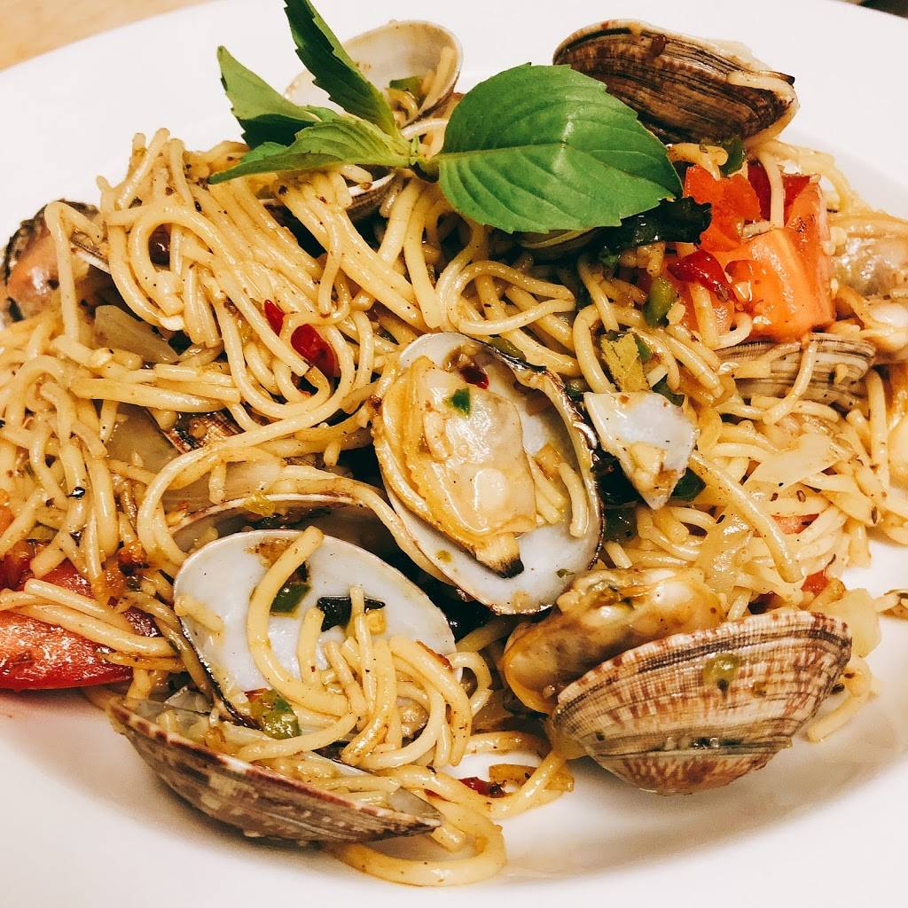 Tho One Thai Eatery | restaurant | 2300 Foothill Blvd, La Verne, CA 91750, USA | 9093928588 OR +1 909-392-8588