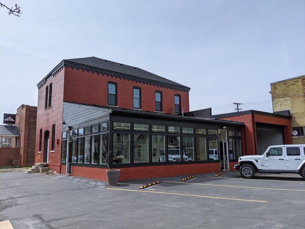 Mistys Plant Based Foods | restaurant | 101 W 1st St, Monroe, MI 48161, USA | 7343843331 OR +1 734-384-3331