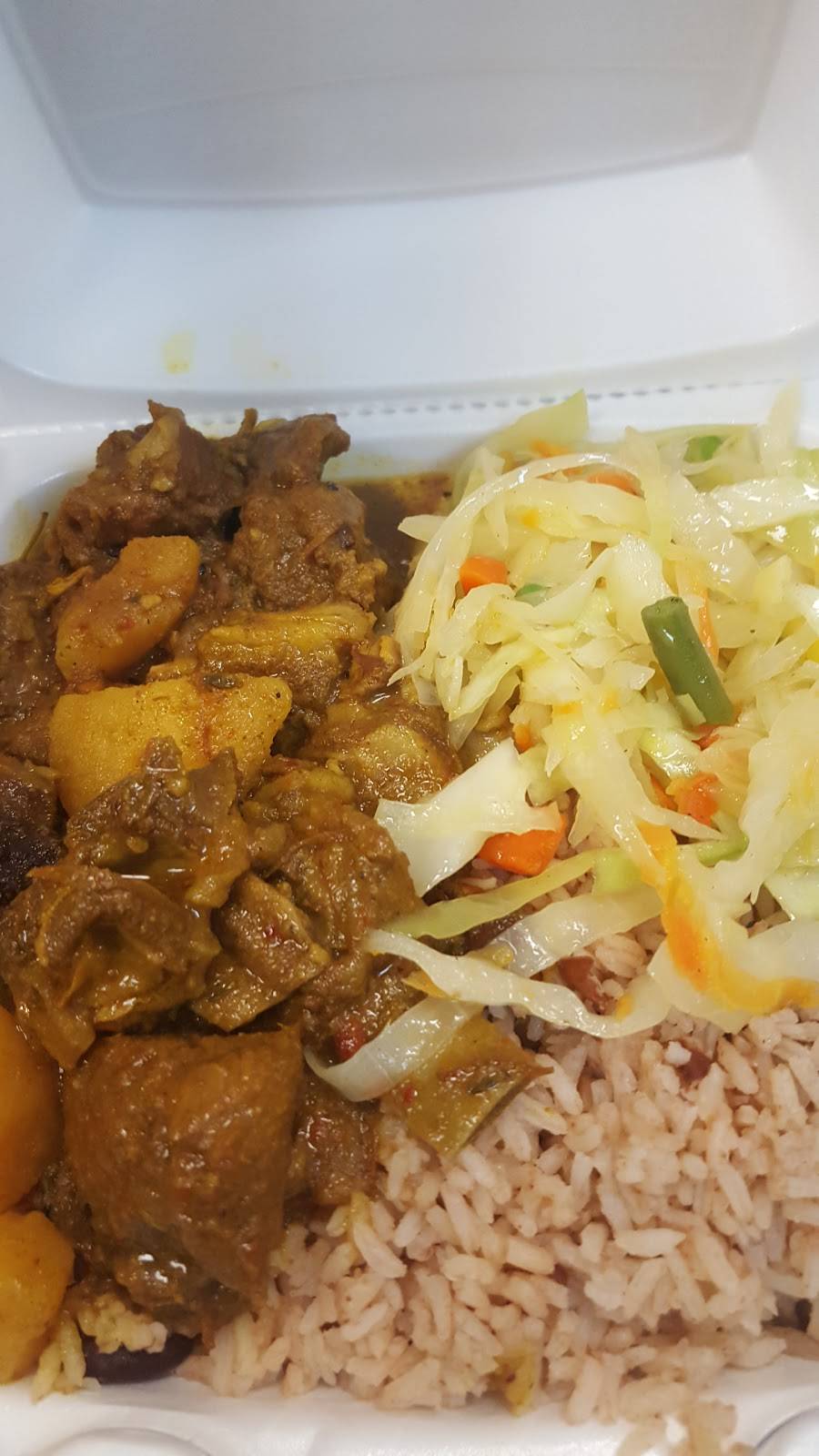 The Flavor Spot | restaurant | 6417 Rising Sun Ave, Philadelphia, PA 19111, USA | 2157420206 OR +1 215-742-0206