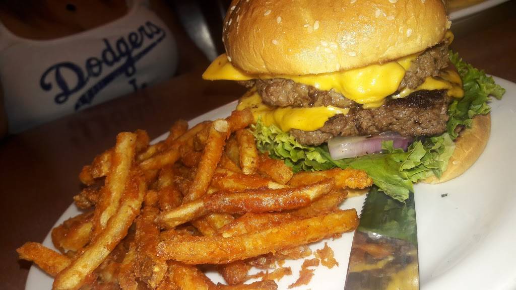 Dennys | restaurant | 2801 N Black Canyon Hwy, Phoenix, AZ 85009, USA | 6022523745 OR +1 602-252-3745