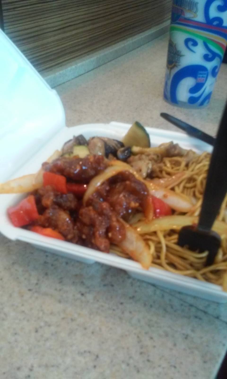 Hot Wok | restaurant | Towne Centre At Wesley Chapel, 27309 Wesley Chapel Blvd, Wesley Chapel, FL 33544, USA | 8139915207 OR +1 813-991-5207