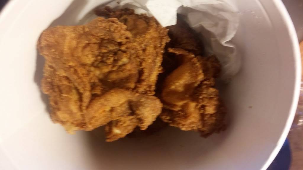 KFC | restaurant | 1236 NW Woods Chapel Rd, Blue Springs, MO 64015, USA | 8162291105 OR +1 816-229-1105