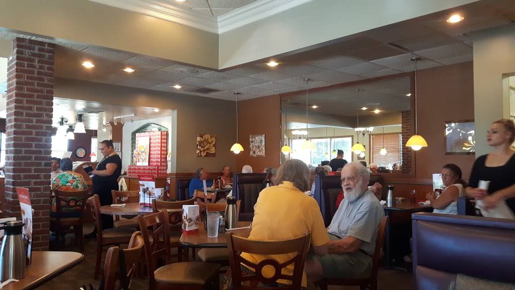 Perkins Restaurant & Bakery | restaurant | 8200 N Wickham Rd, Melbourne, FL 32940, USA | 3217525200 OR +1 321-752-5200