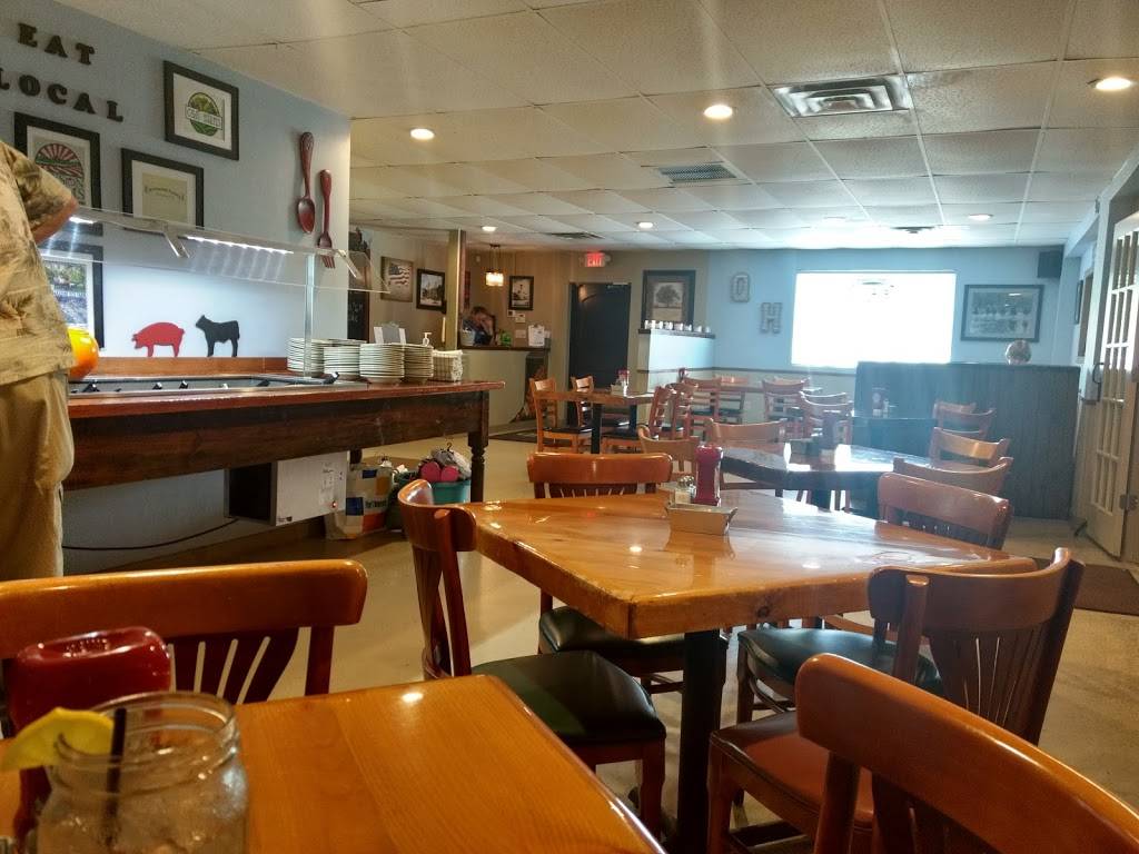 The Quart House | restaurant | 100 S Main St, LaBelle, FL 33935, USA | 8636747141 OR +1 863-674-7141