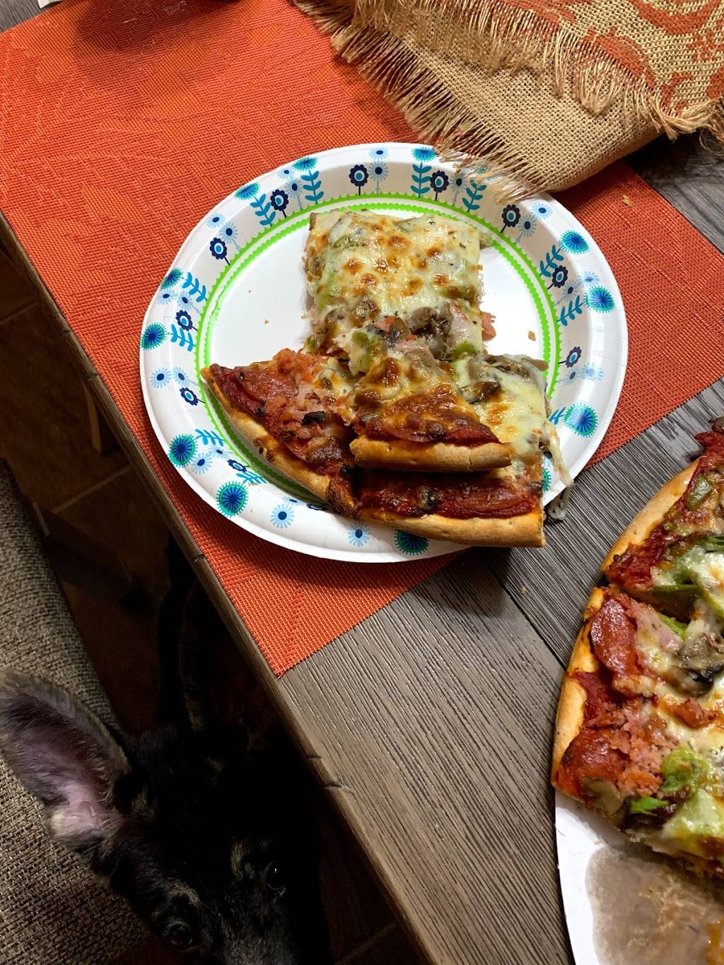 B&C Pizza | restaurant | 608 State St, Bay City, MI 48706, USA | 9896864600 OR +1 989-686-4600