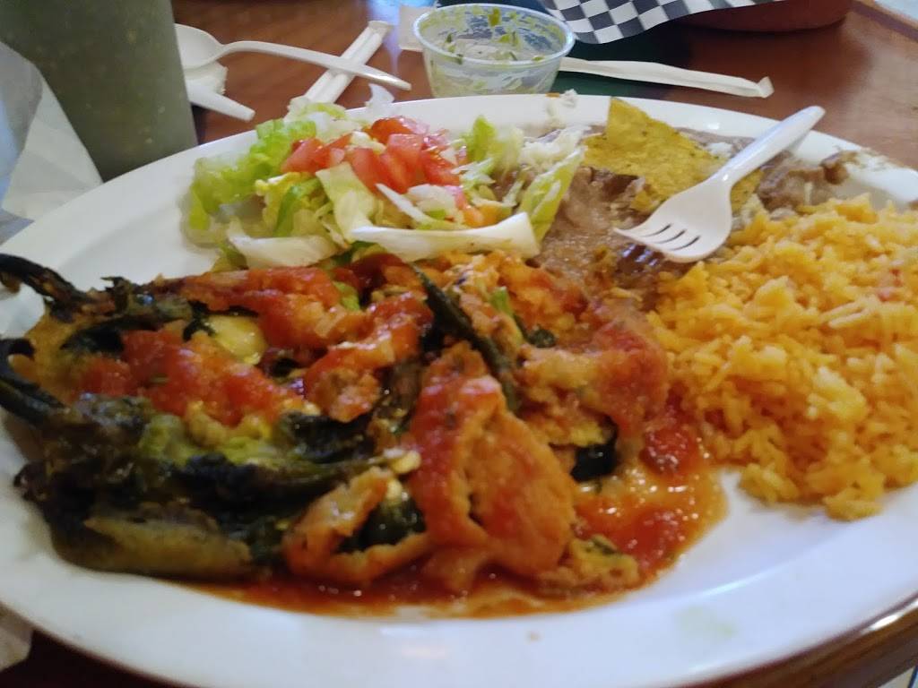 Burrito Grill | restaurant | 27W207 Geneva Rd, Winfield, IL 60190, USA | 6307657799 OR +1 630-765-7799