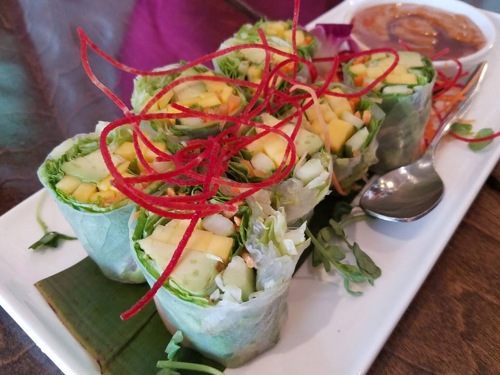 One Waan | restaurant | 2922 Diamond St, San Francisco, CA 94131, USA | 4155866742 OR +1 415-586-6742