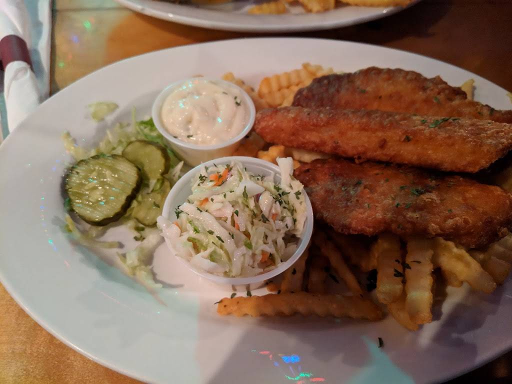 Boathouse Grill | restaurant | 6225 W 56th St #900, Indianapolis, IN 46254, USA | 3173288812 OR +1 317-328-8812