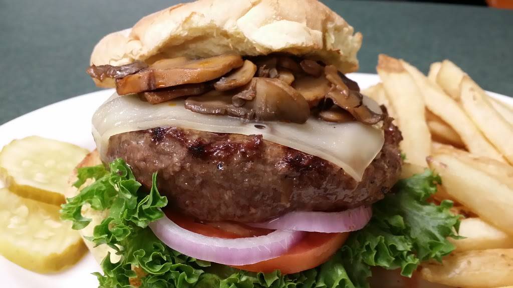 The Distillery Restaurant DeWitt | restaurant | 3112 Erie Blvd E, Syracuse, NY 13214, USA | 3154492337 OR +1 315-449-2337