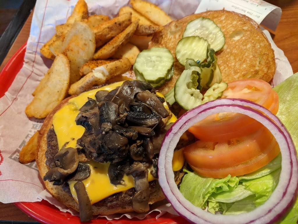 Fuddruckers | restaurant | 3159 Rte. 46 E, Parsippany-Troy Hills, NJ 07054, USA | 9733342424 OR +1 973-334-2424
