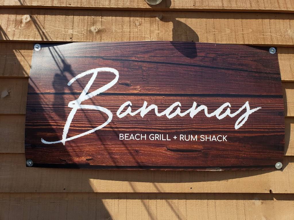 Bananas Beach Grill & Rum Shack | restaurant | 795 Trim Rd, Orléans, ON K4A 3P4, Canada | 6136003072 OR +1 613-600-3072