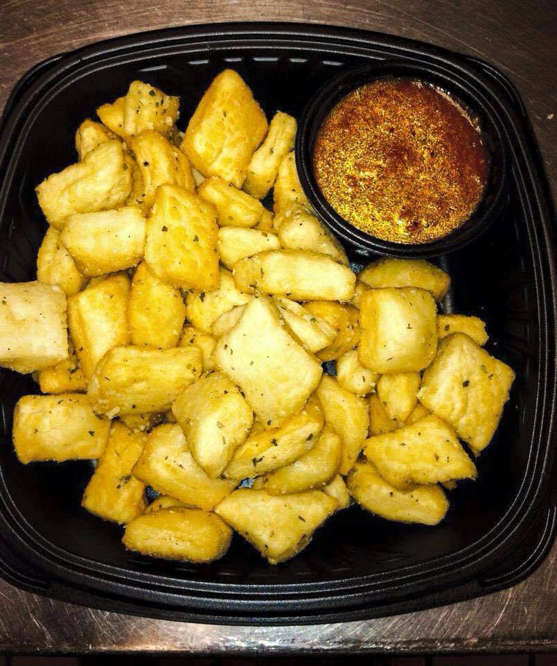 Papa Saverios Pizzeria & Catering | restaurant | 1777 N Richmond Rd, McHenry, IL 60051, USA | 8155789000 OR +1 815-578-9000