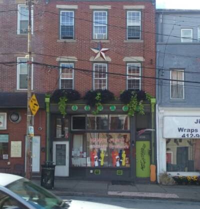 Nanas Place By Gibson | restaurant | 4510 Liberty Ave, Pittsburgh, PA 15224, USA | 4126821400 OR +1 412-682-1400