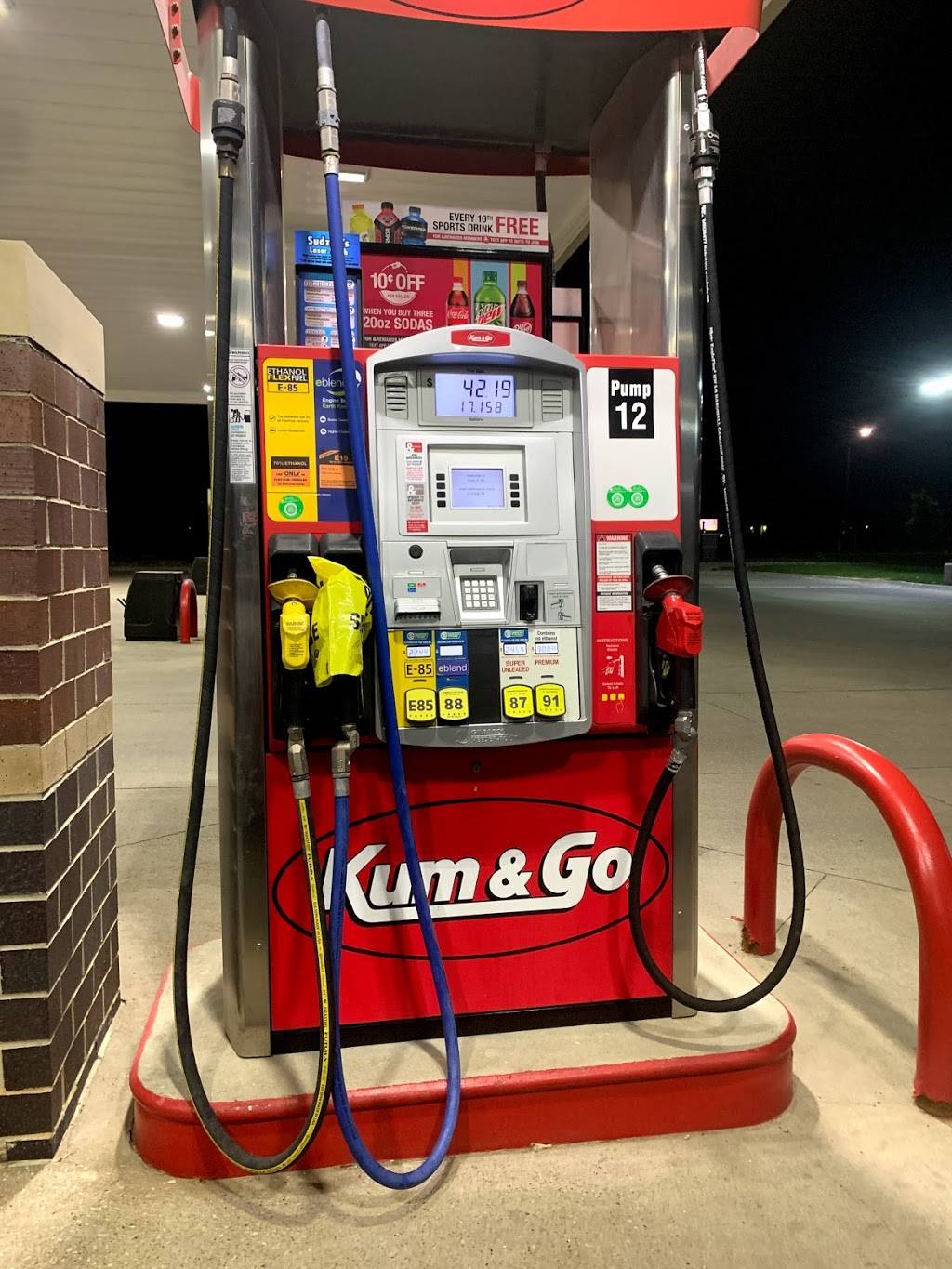 Kum & Go | meal takeaway | 165 SW Magazine Rd, Ankeny, IA 50023, USA | 5159652374 OR +1 515-965-2374