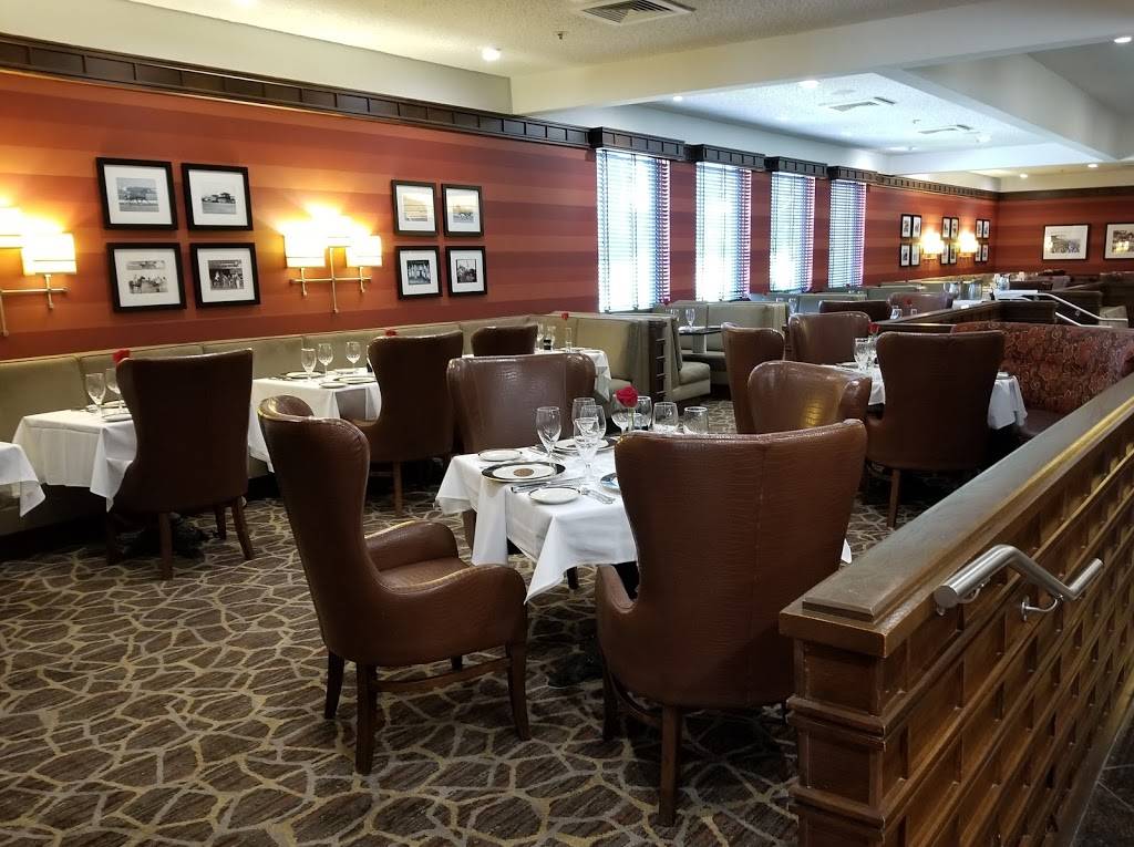 Porters Steakhouse | restaurant | 1000 Eastport Plaza Dr, Collinsville, IL 62234, USA | 6183452400 OR +1 618-345-2400