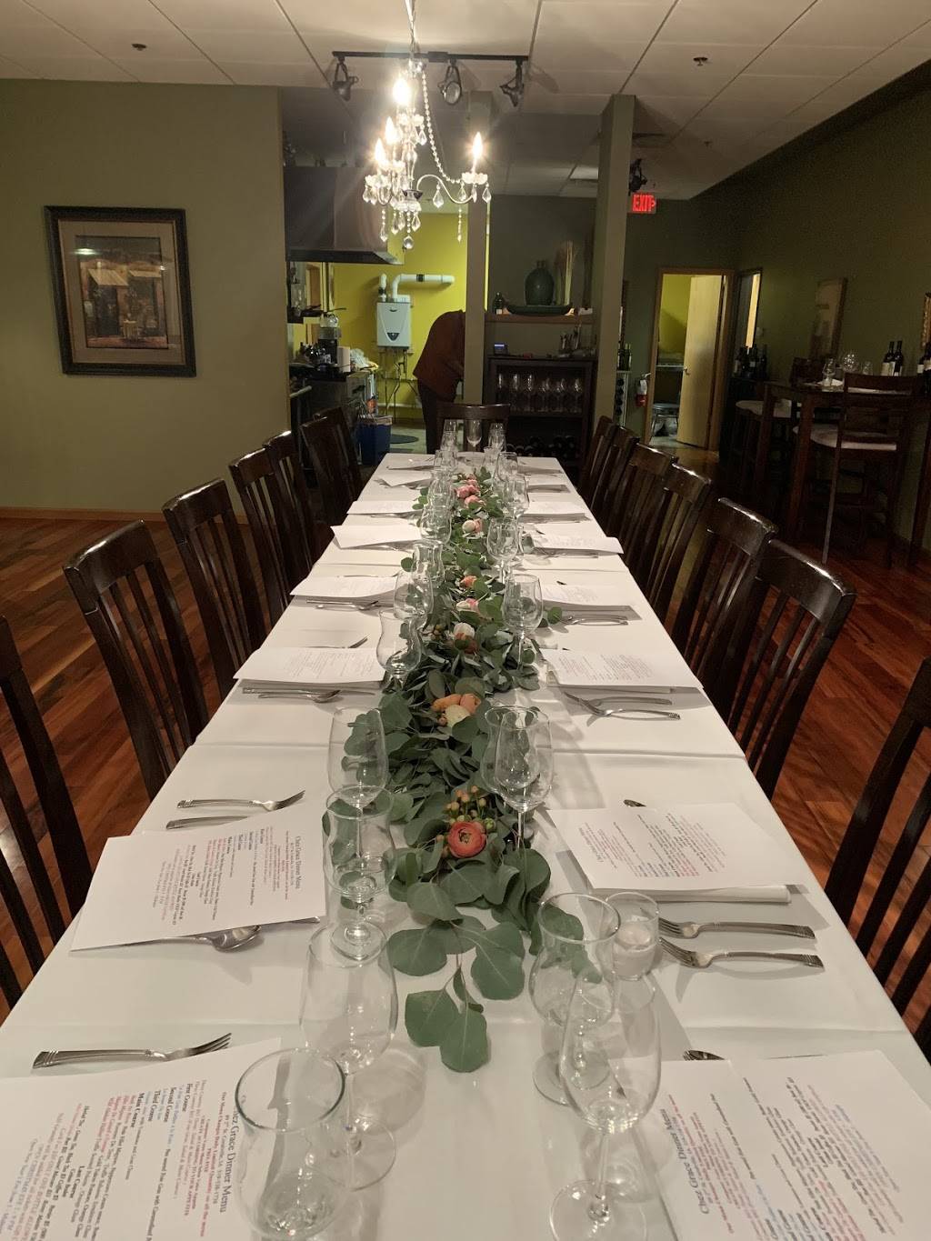 Chez Grace - Nouveau French Cuisine | restaurant | 89 2nd St # 3, Coralville, IA 52241, USA | 3193381738 OR +1 319-338-1738