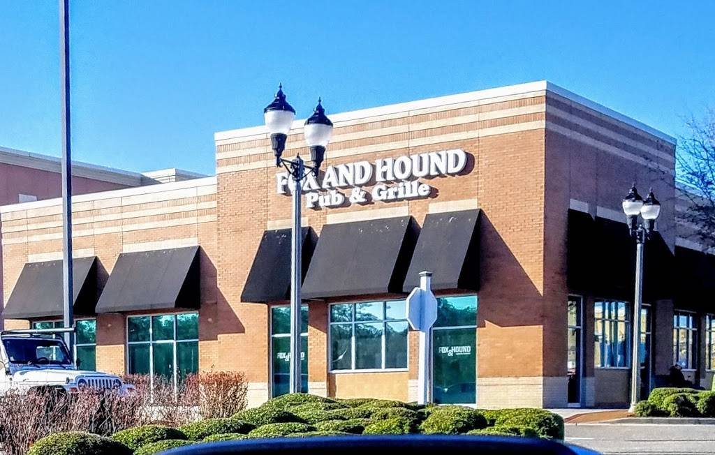 Fox & Hound | restaurant | 920 Town Center Dr, Wilmington, NC 28405, USA | 9105090805 OR +1 910-509-0805