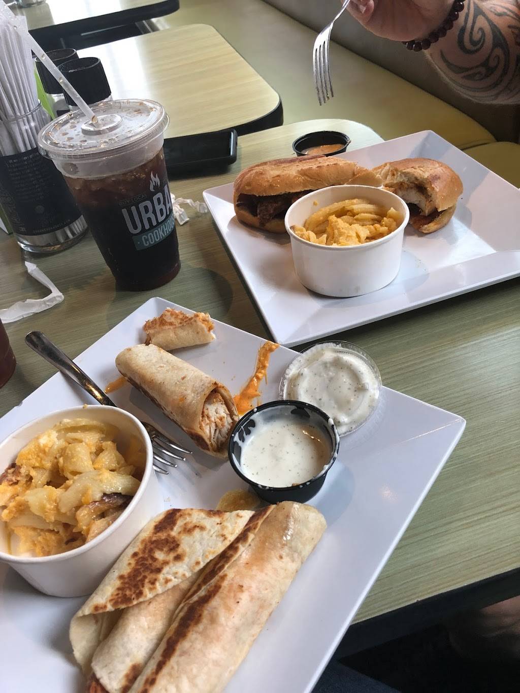 Urban Cookhouse | restaurant | 212 Country Club Park, Mountain Brook, AL 35213, USA | 2058033535 OR +1 205-803-3535