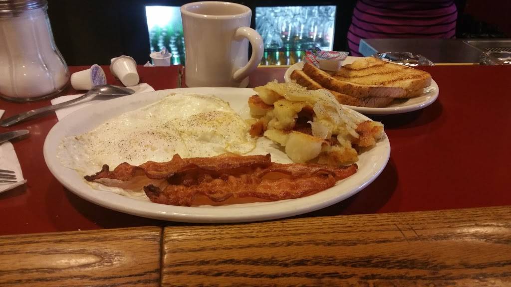 Moes Peyton Place | restaurant | 6516 Backlick Rd, Springfield, VA 22150, USA | 7034516620 OR +1 703-451-6620