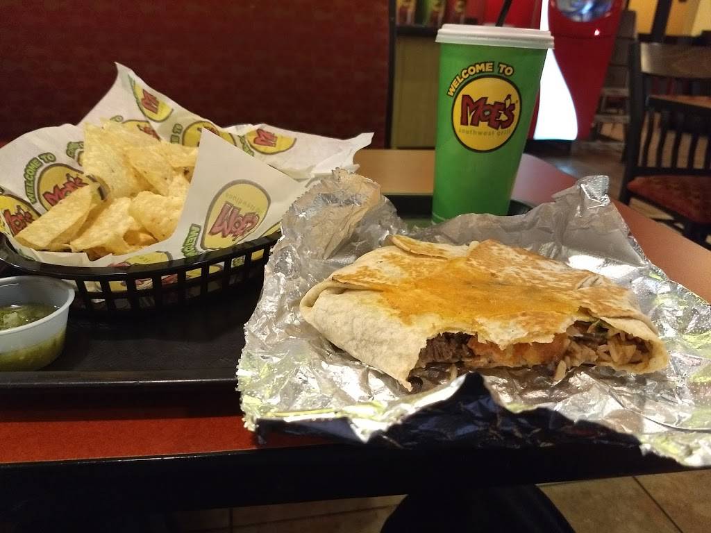 Moes Southwest Grill | restaurant | 831 Main St, Waltham, MA 02452, USA | 7817886637 OR +1 781-788-6637