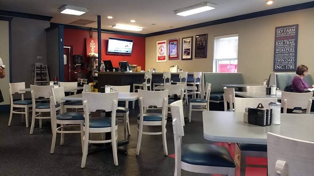 Sandees Restaurant | restaurant | 162 Main St, Lancaster, MA 01523, USA | 9783651950 OR +1 978-365-1950