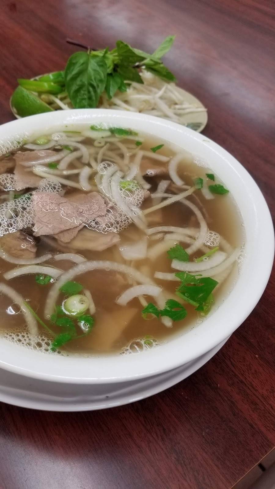 Pho Crystal | restaurant | 4949 La Palma Ave, La Palma, CA 90623, USA | 5624028884 OR +1 562-402-8884