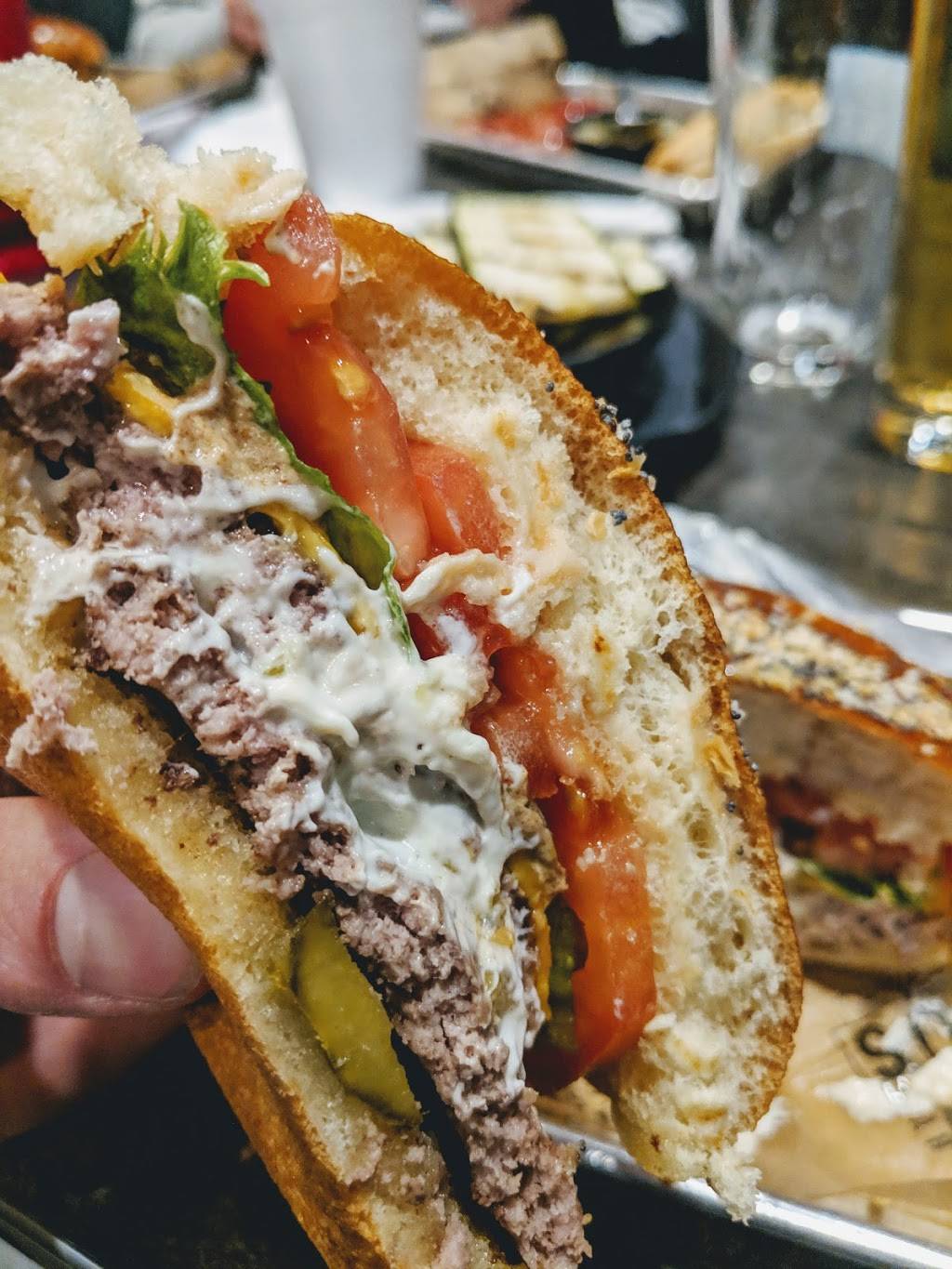 The Famous Restaurant | restaurant | 953 S Main St, Centerville, OH 45459, USA | 9379512422 OR +1 937-951-2422