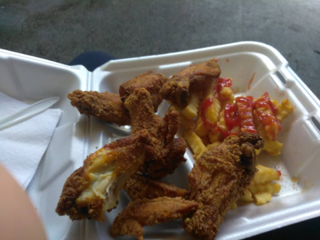 Westgrove Food Zone | restaurant | 3360 Douglas Rd & Grand Avenue, Miami, FL 33133, USA | 3055678900 OR +1 305-567-8900