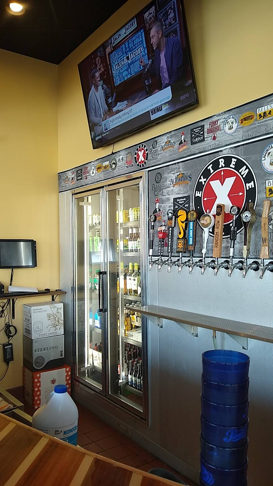 Extreme Pizza | meal delivery | 355 Merchant Walk Square Suite #200, Charlottesville, VA 22902, USA | 4342343239 OR +1 434-234-3239