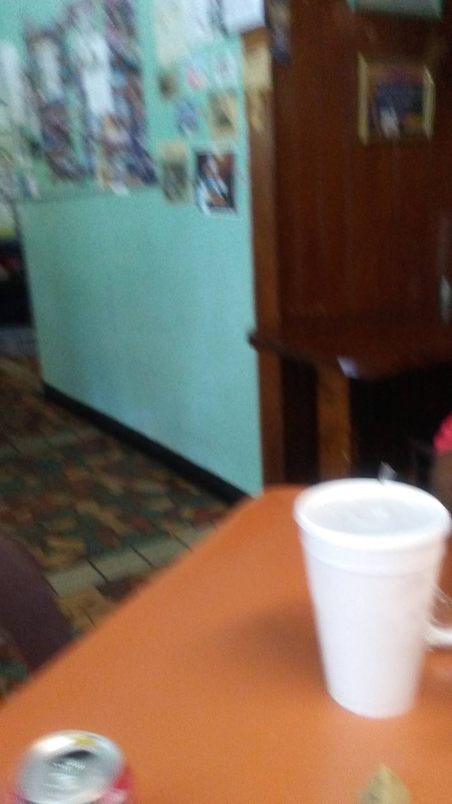 Tuckers Barbecue | restaurant | 4591 Broadway, Macon, GA 31206, USA | 4787889940 OR +1 478-788-9940