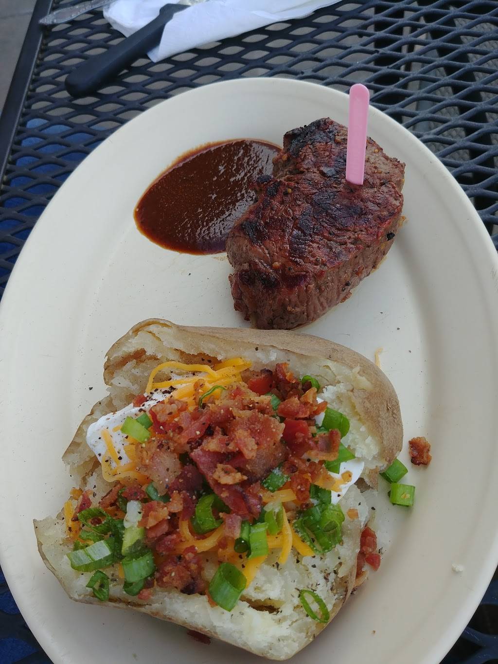 The Lonestar Saloon | night club | 102 S 3rd St, Richmond, TX 77469, USA | 2812380960 OR +1 281-238-0960