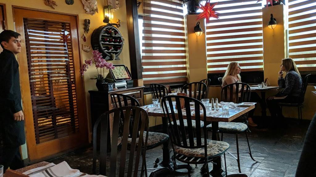 Divina Cucina | restaurant | 3730 N Verdugo Rd, Montrose, CA 91020, USA | 8182483077 OR +1 818-248-3077