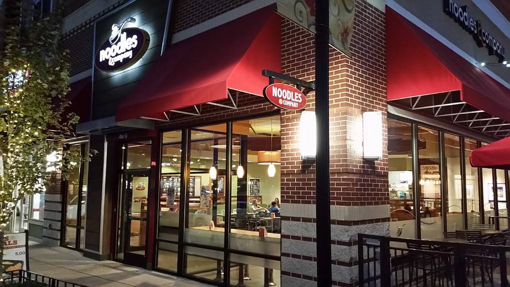 Noodles and Company | restaurant | 1607 Village Market Boulevard Southeast, Leesburg, VA 20175, USA | 7034431284 OR +1 703-443-1284