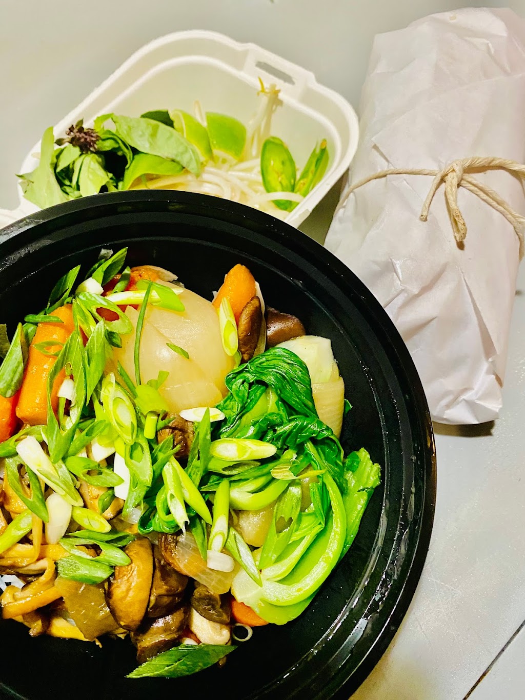 The Tasty Pho | restaurant | 2109 Roberts Rd Suite 101, Medford, OR 97504, USA | 5415318612 OR +1 541-531-8612