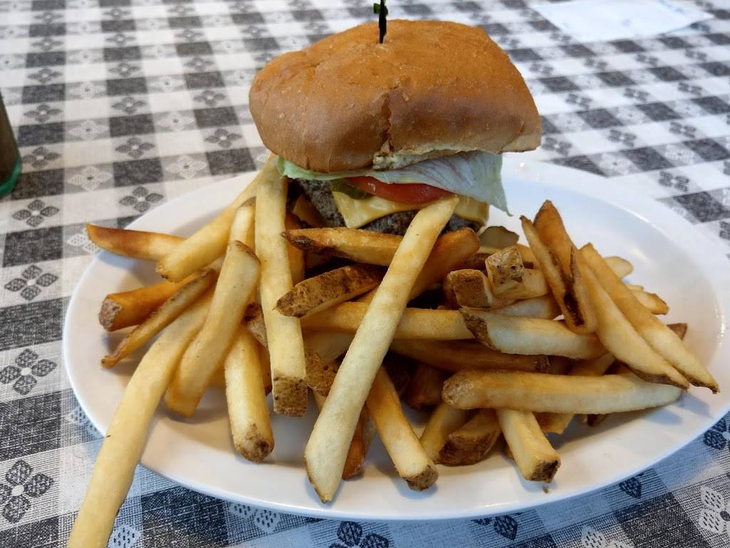 Lu Lus Cafe | restaurant | 204 S Main St, Estill Springs, TN 37330, USA | 9316493933 OR +1 931-649-3933