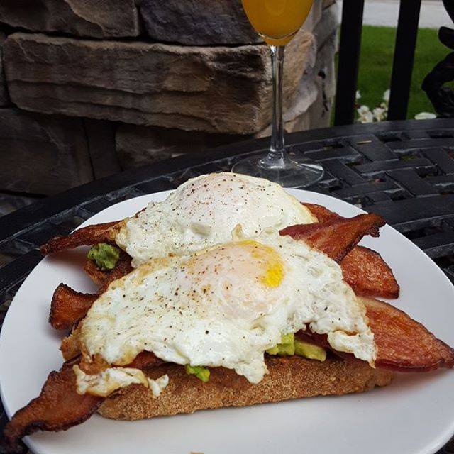 Coltons Social House | restaurant | 1150 Shaw Ave, Clovis, CA 93612, USA | 5597216655 OR +1 559-721-6655