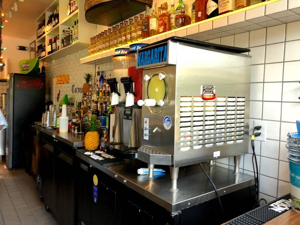 El Famoso | restaurant | 5228 N OConnor Blvd #126, Irving, TX 75039, USA | 4692219500 OR +1 469-221-9500