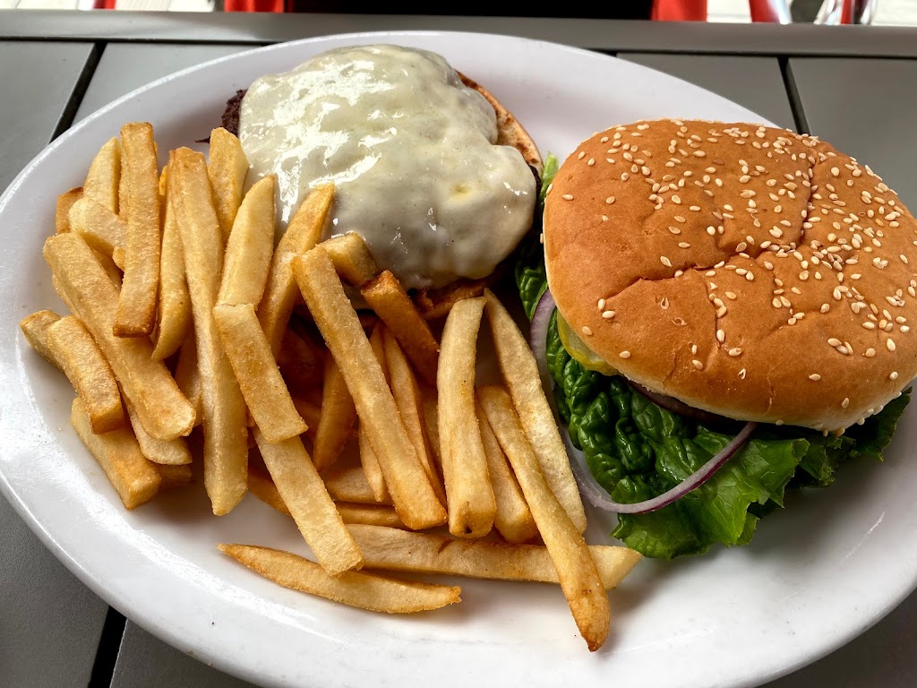 Avenue Cafe | cafe | 6743 Avenue of the Giants, Miranda, CA 95553, USA | 7079439945 OR +1 707-943-9945