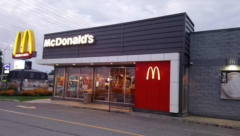 McDonalds | cafe | 35 Dufferin St, Perth, ON K7H 3A5, Canada | 6132675070 OR +1 613-267-5070