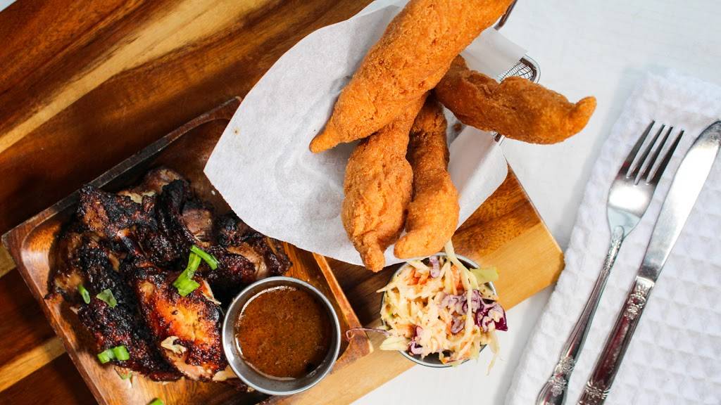 Vibez Caribbean & Southern Grill | restaurant | 971 King St E, Hamilton, ON L8M 1C3, Canada | 9055812062 OR +1 905-581-2062