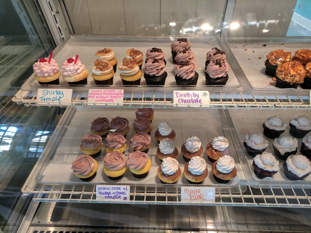 Incr-Edible Cupcakes | bakery | 42072 5th St # 105, Temecula, CA 92590, USA | 9513050111 OR +1 951-305-0111