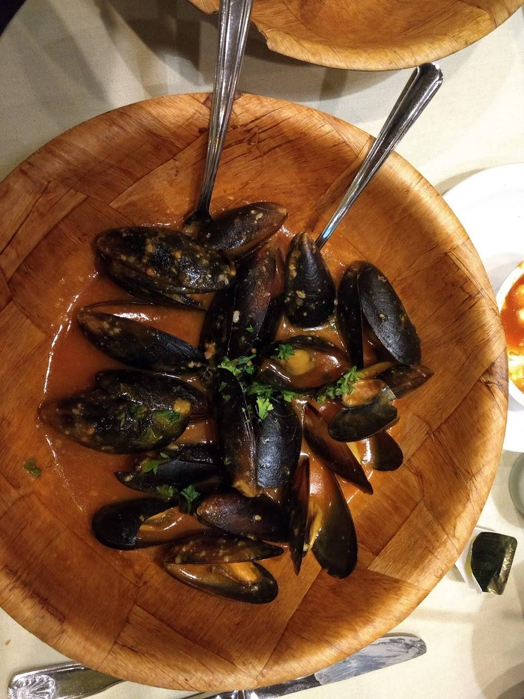 Stingers Restaurant & Bar | restaurant | 925 Providence Rd, Secane, PA 19018, USA | 4844664013 OR +1 484-466-4013