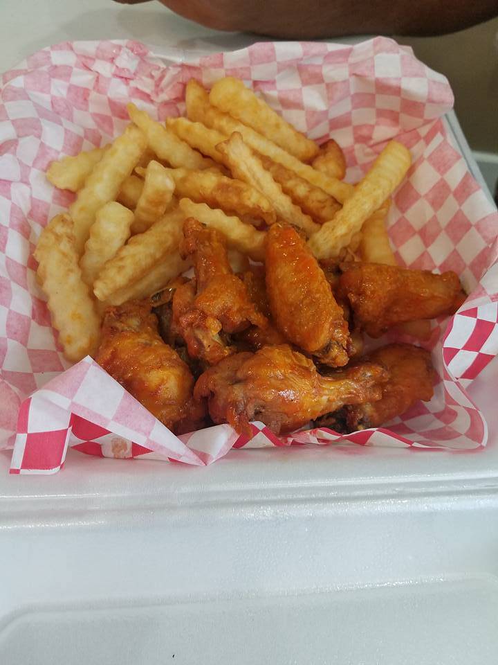 Noisy Wings | restaurant | 1501 Bush River Rd, Columbia, SC 29210, USA | 8035635733 OR +1 803-563-5733