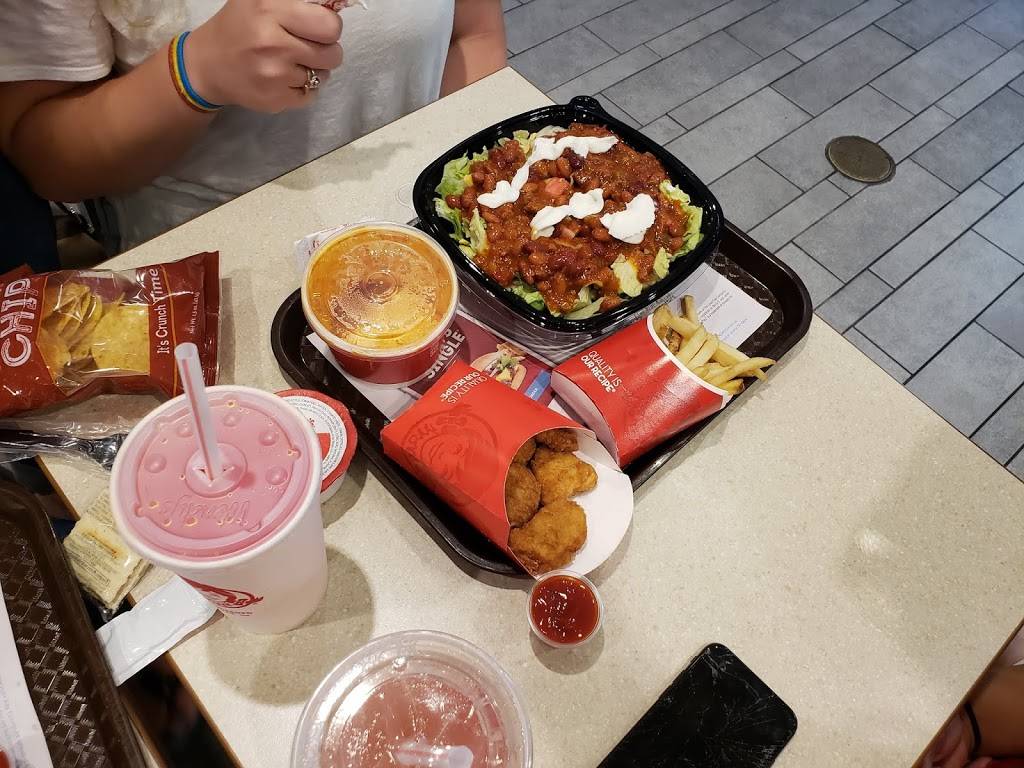 Wendys | restaurant | 176 Boston Post Rd W, Marlborough, MA 01752, USA | 5084815366 OR +1 508-481-5366