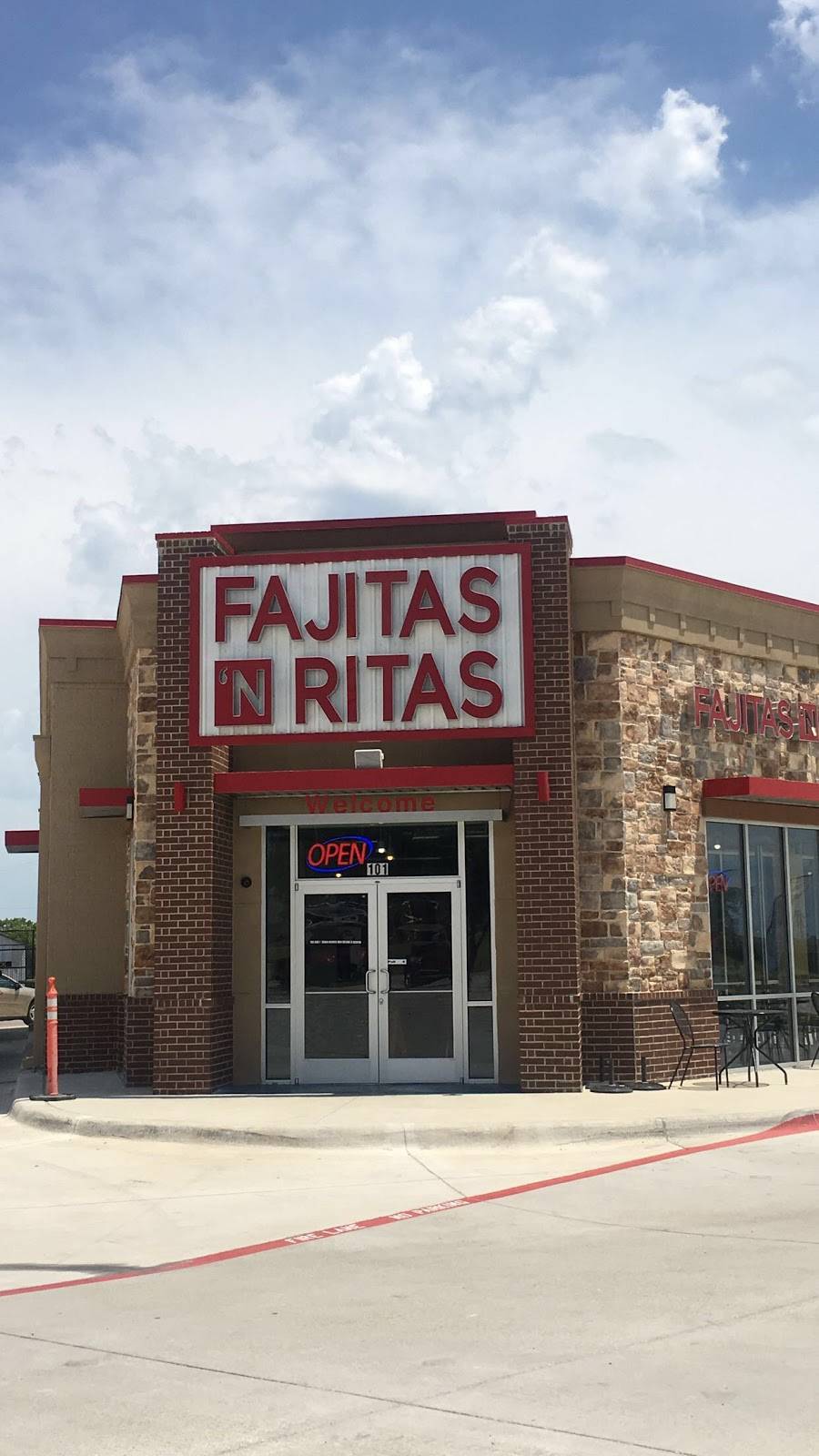 Rio Bravo Fajitas & Ritas | restaurant | 2620 W, I-20 #101, Grand Prairie, TX 75052, USA | 4696600377 OR +1 469-660-0377